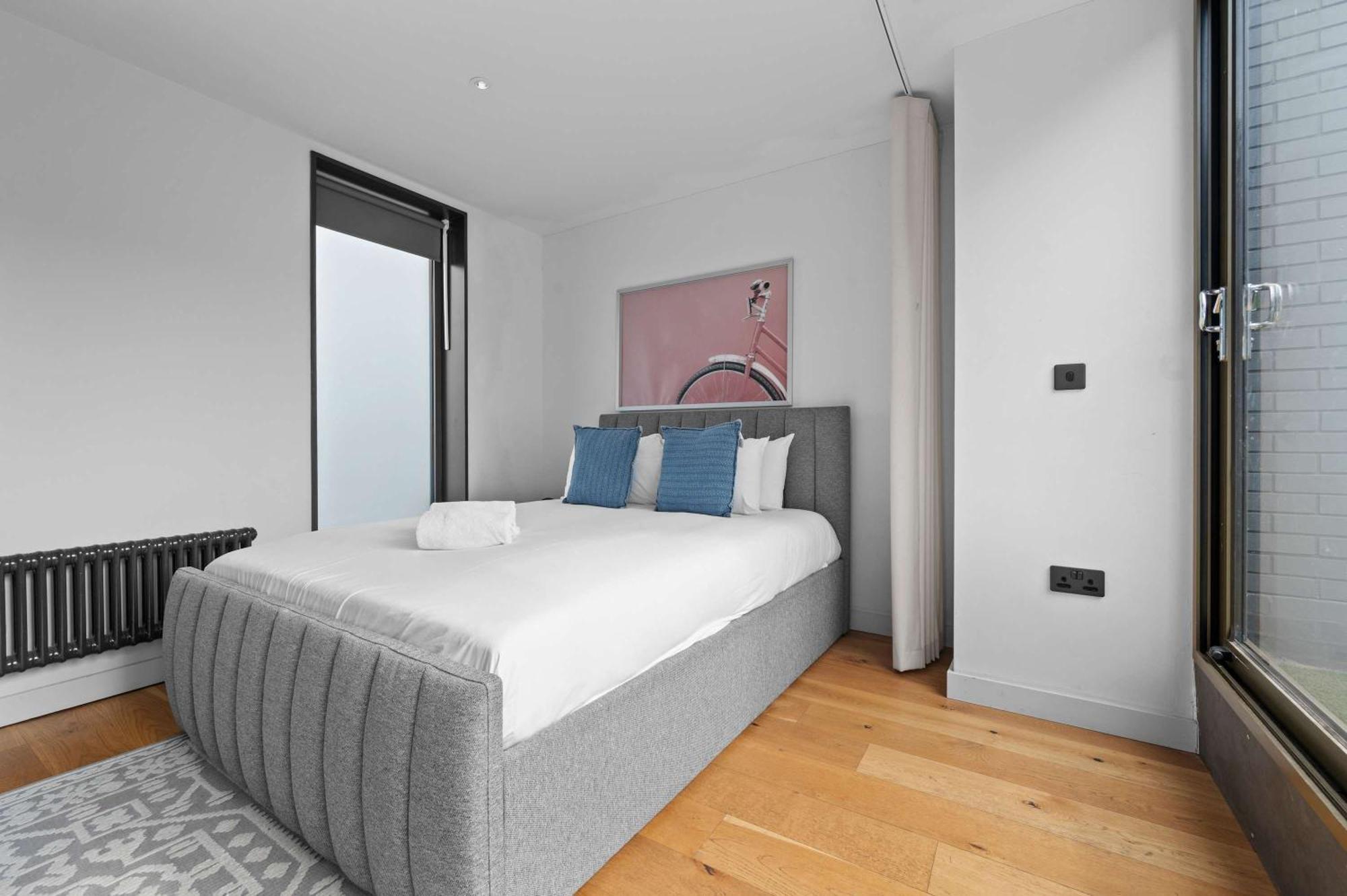 Stunning Luxury Townhouse In Centre Of *