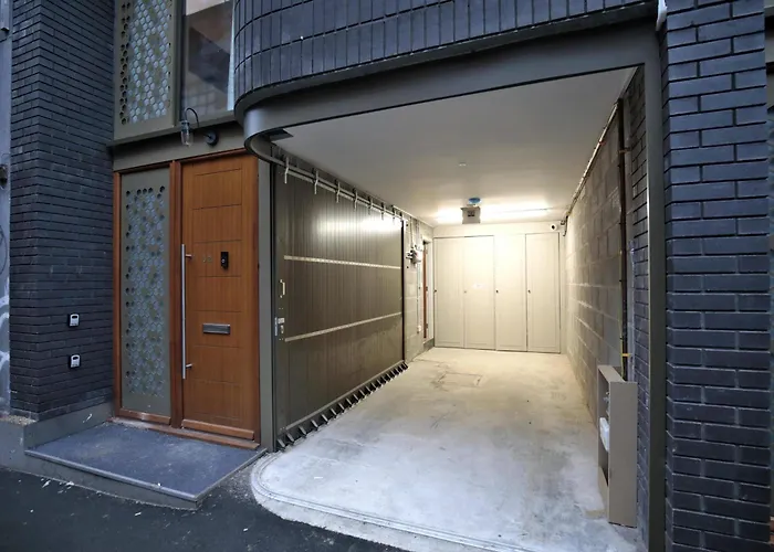 Stunning Luxury Townhouse In Centre Of Manchester