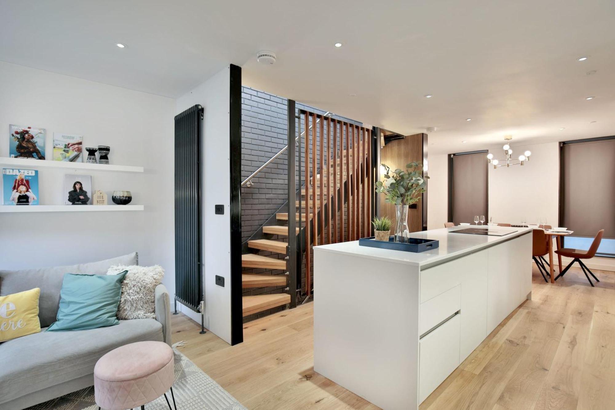 Stunning Luxury Townhouse In Centre Of Vakantiehuis *